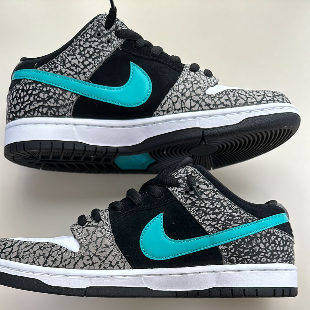 Nike SB Dunk Low "Elephant/Safari"