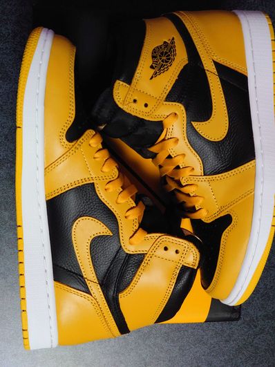 Nike Air Jordan 1 High OG "Pollen"