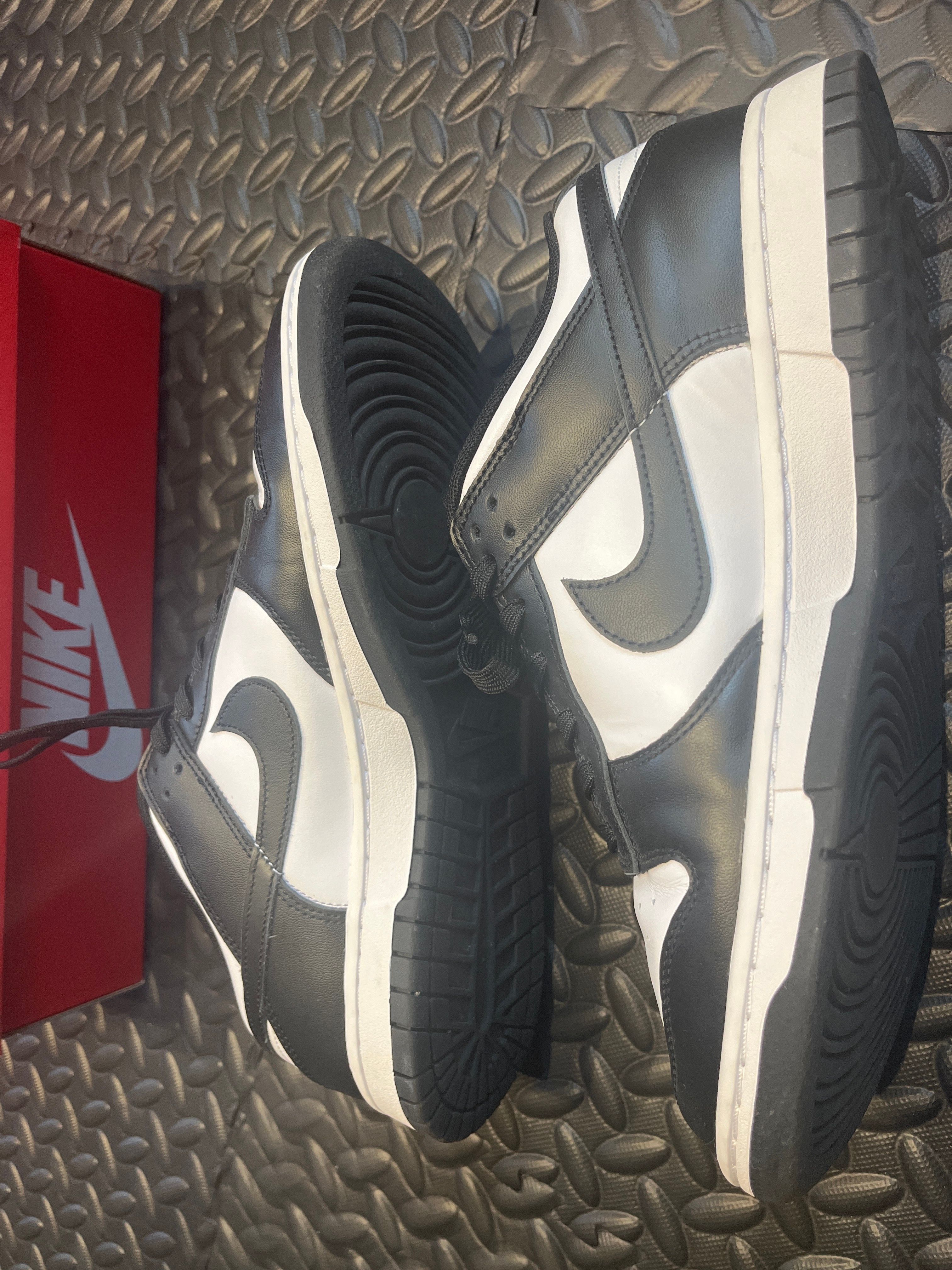 Nike Dunk Low Retro "Panda/White/Black"