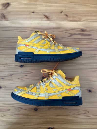 Off-White × Nike Air Rubber Dunk "University Gold"