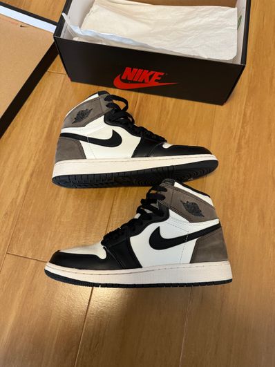 Nike GS Air Jordan 1 High OG "Sail/Dark Mocha/Black"