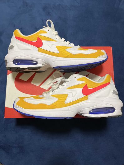 NIKE AIR MAX2 LIGHT UNIVERSITY GOLD FLASH CRIMSON