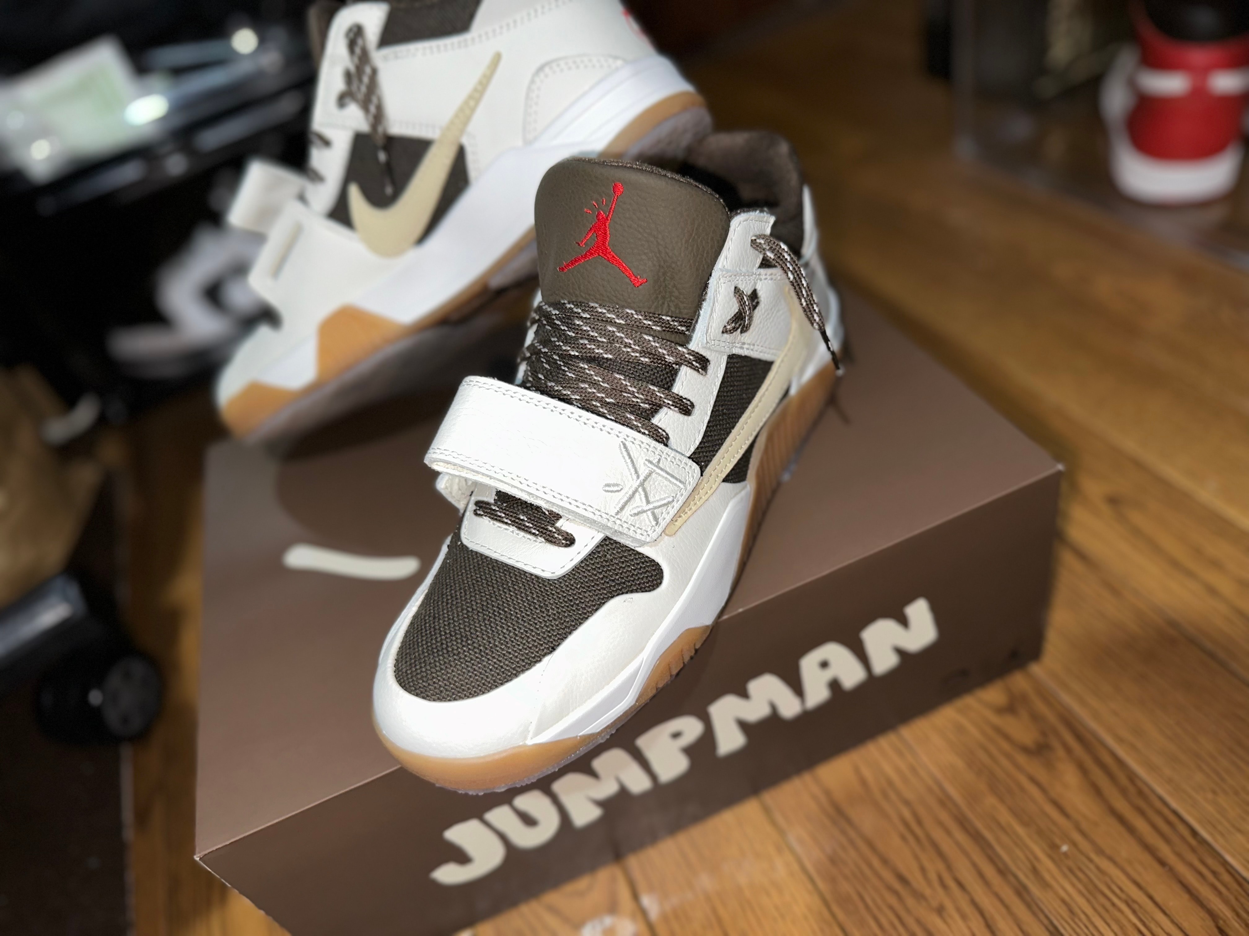 Travis Scott × Nike Jordan Jumpman Jack TR "Sail and Dark Mocha"