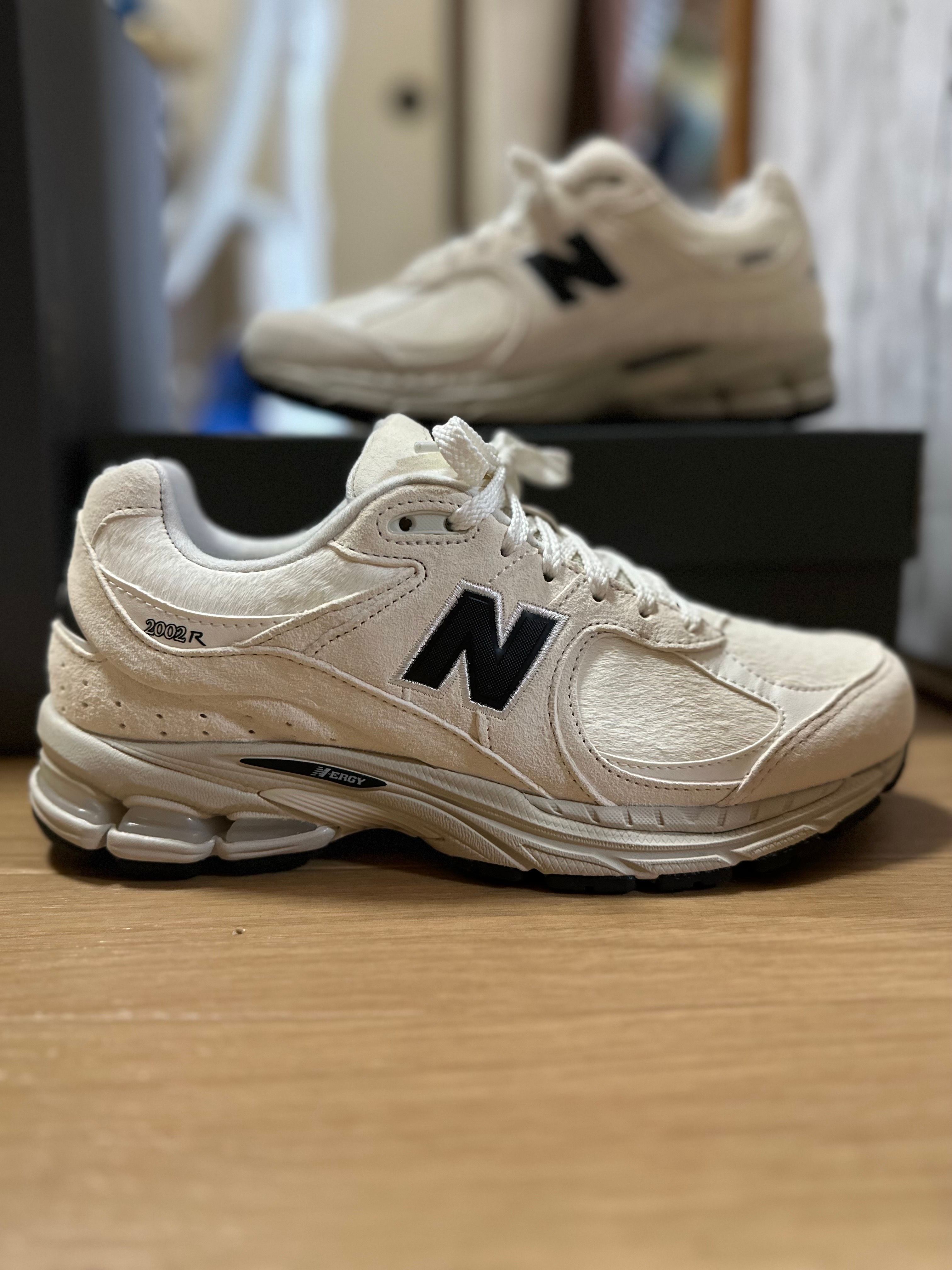 New Balance 2002R WHITE PACK "White Fur"