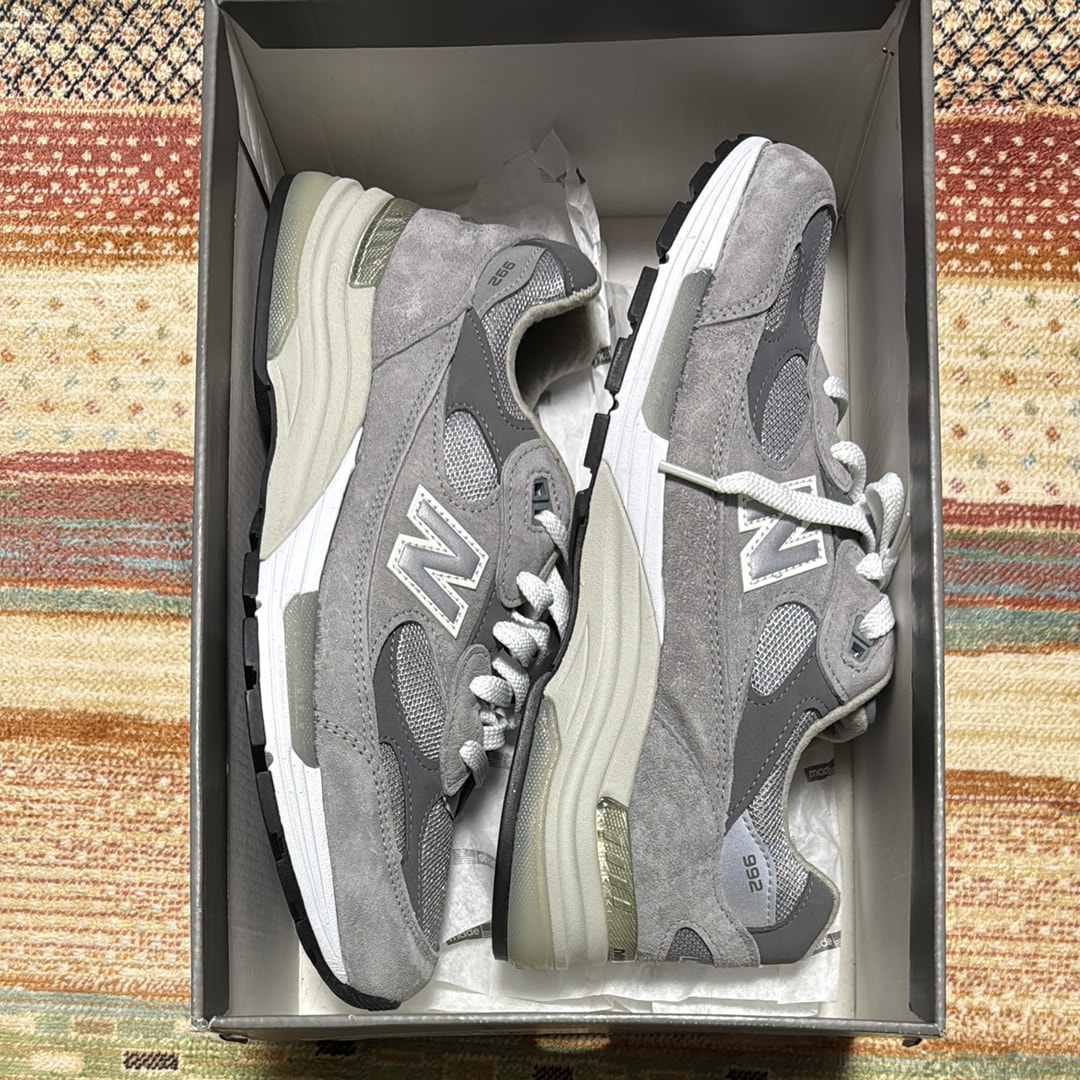 ニューバランス 992 "グレー" (2020)