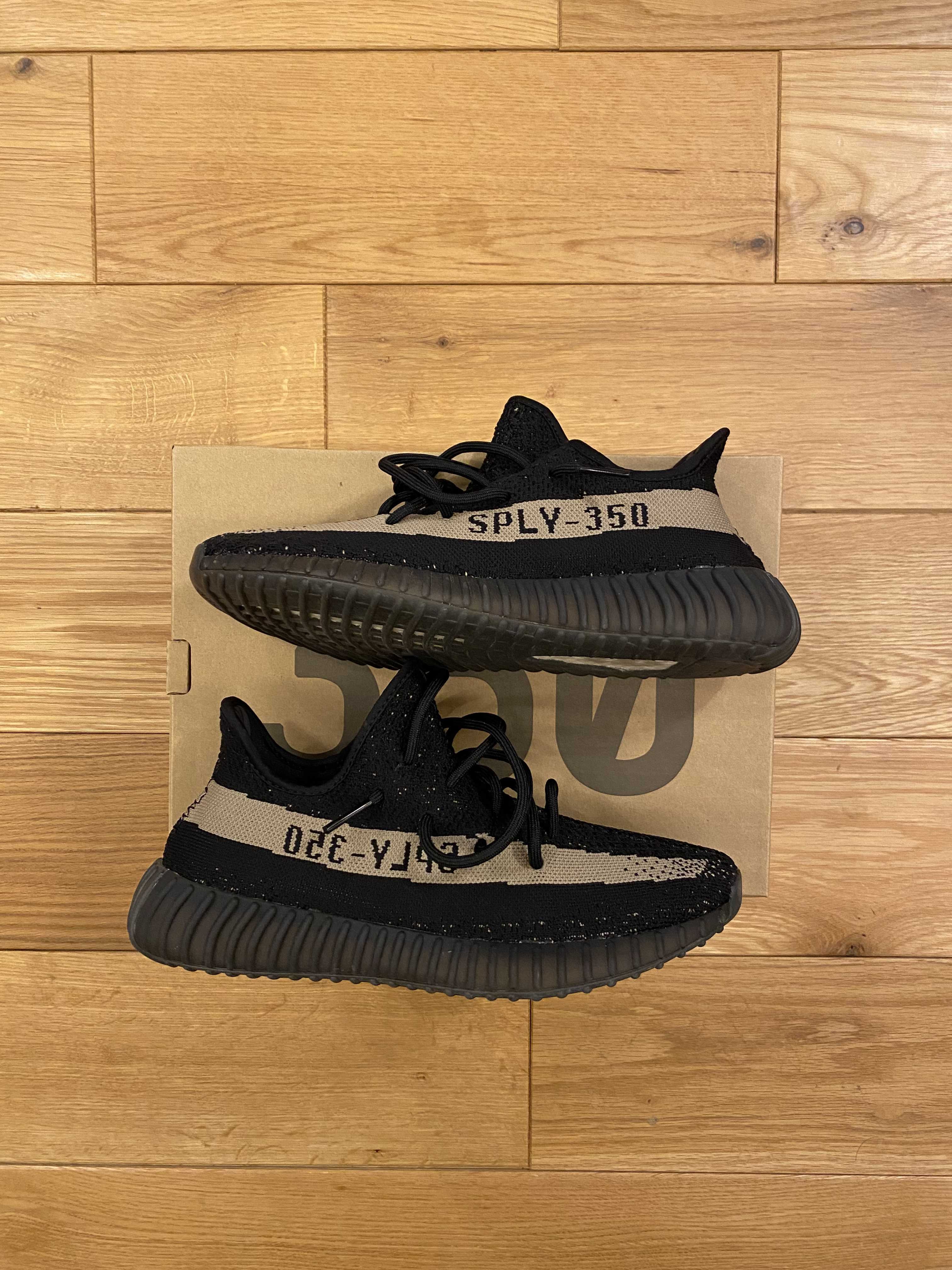 adidas YEEZY Boost 350 V2 "Core Black Green"