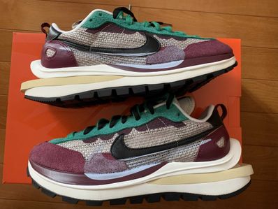 sacai × Nike Vapor Waffle "String/Red/Green"