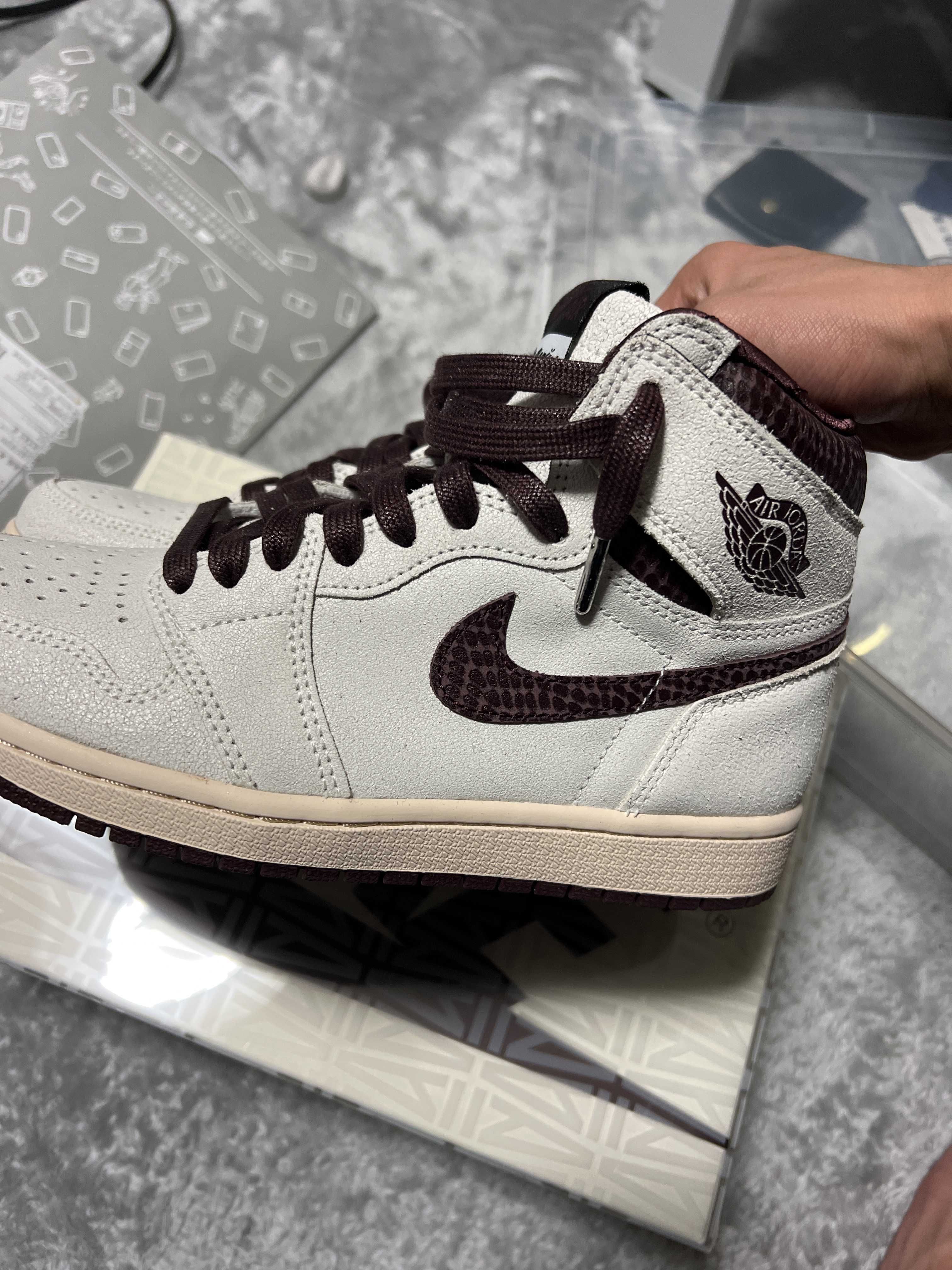 A Ma Maniere × Nike Air Jordan 1 Retro High OG "Sail and Burgundy"