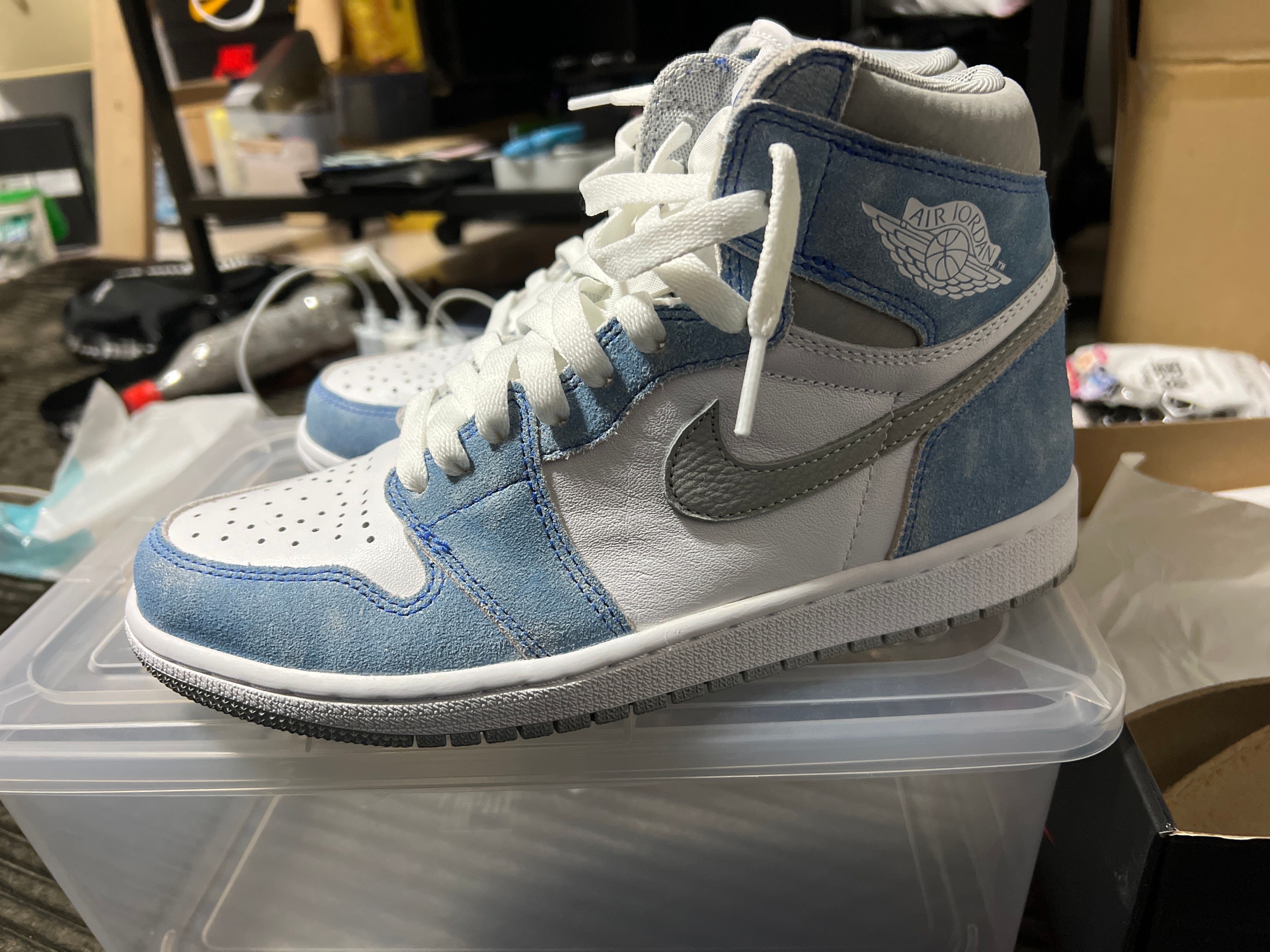 Nike Air Jordan 1 High OG "Hyper Royal"
