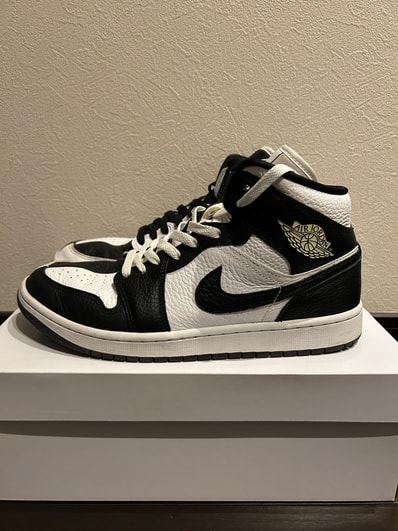 Nike Women's Air Jordan 1 Mid "Homage"