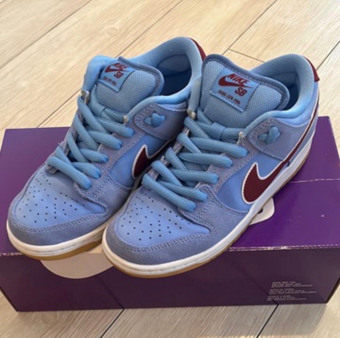 Nike SB Dunk Low Pro "Philadelphia Phillies/Valor Blue and Team Maroon"