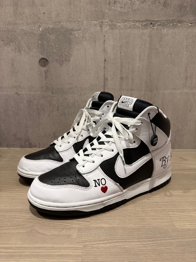 Supreme × Nike SB Dunk High By Any Means "White Black"
