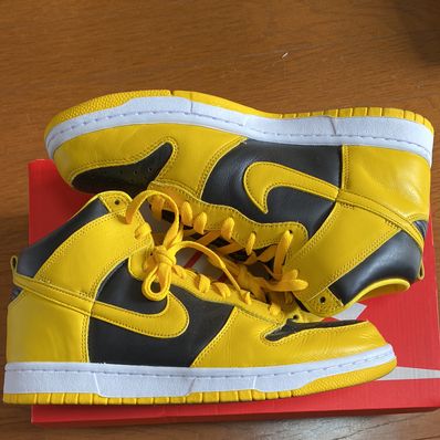 Nike Dunk High "Black/Varsity Maize"