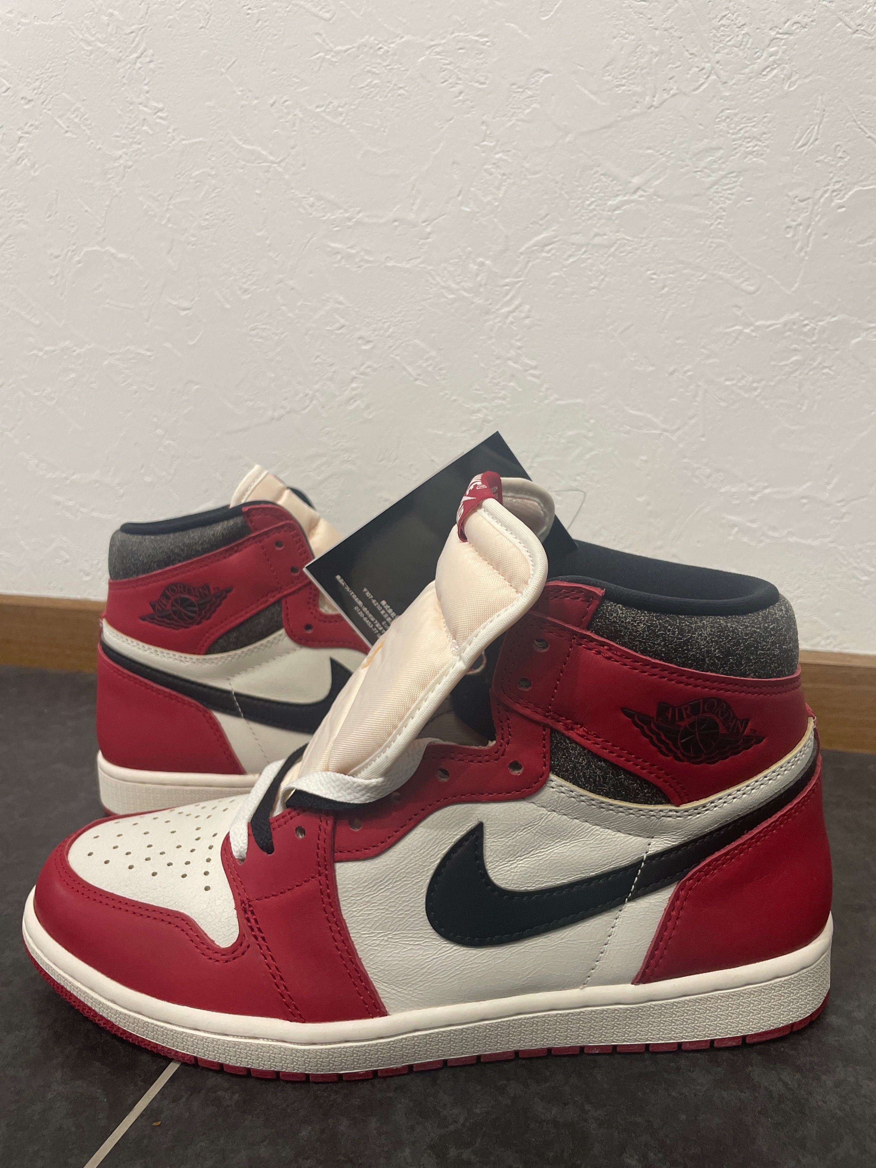 Nike Air Jordan 1 High OG "Lost & Found/Chicago"