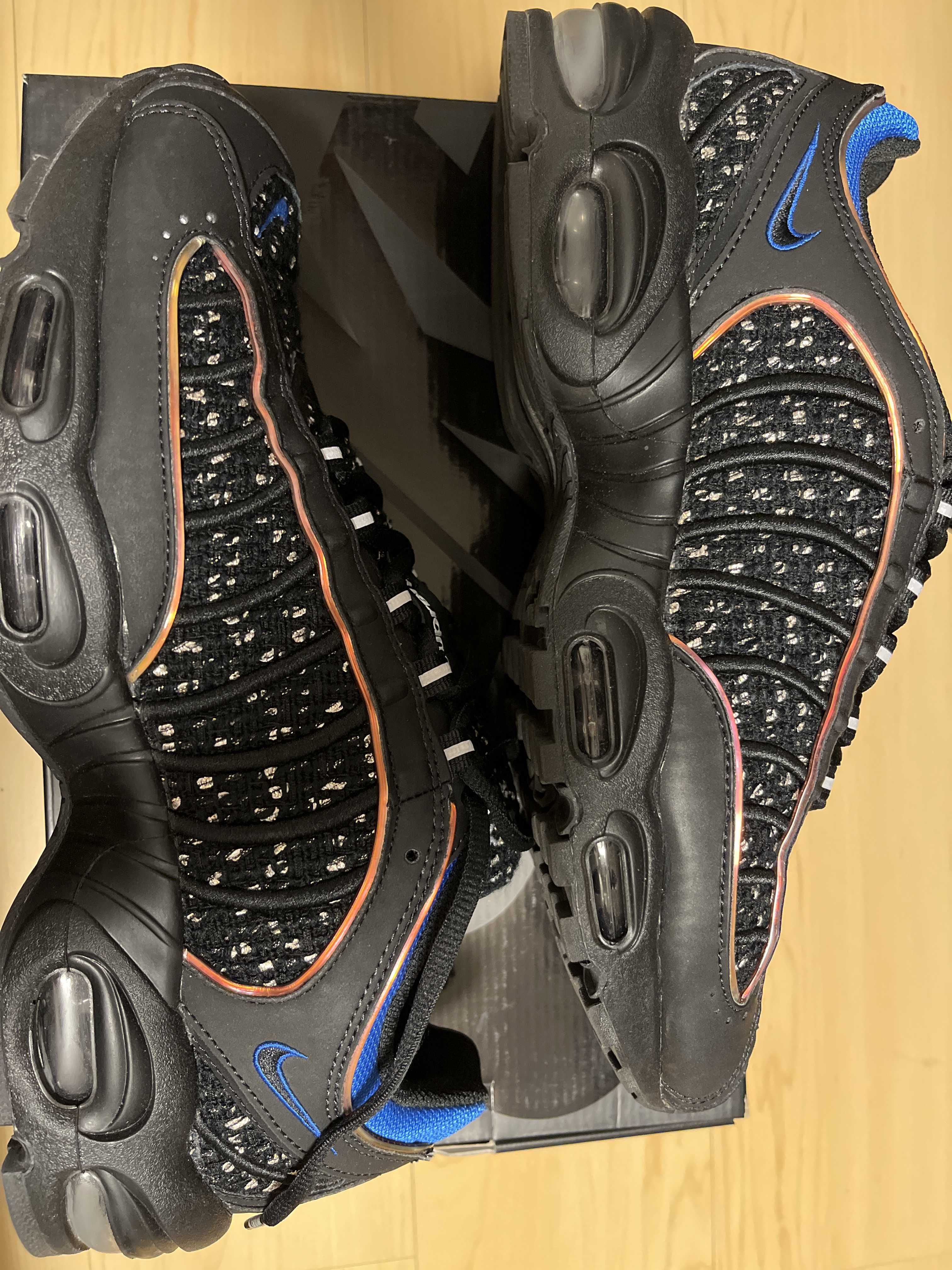 Supreme × Nike Air Max Tailwind 4 "Black"