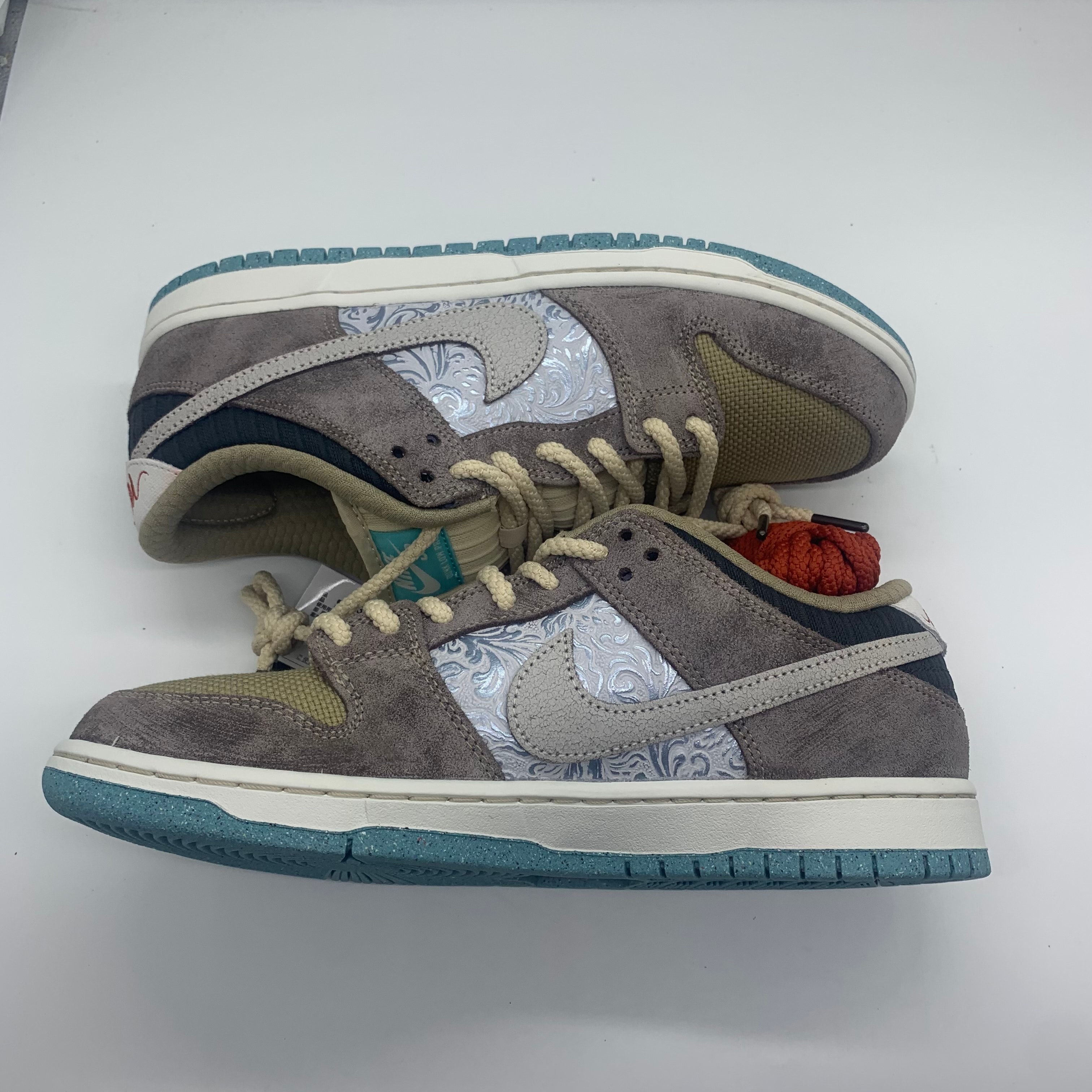 Nike SB Dunk Low Pro "Big Money Savings"