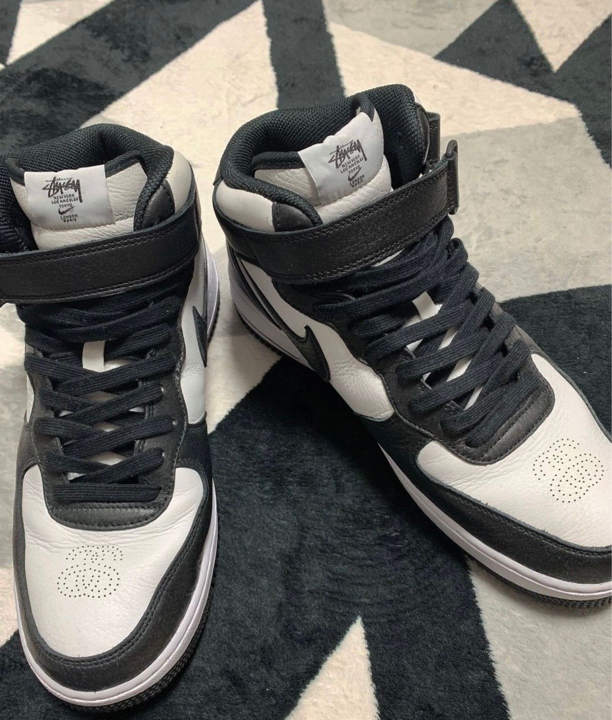 Stussy × Nike Air Force 1 Mid "Black and Light Bone"