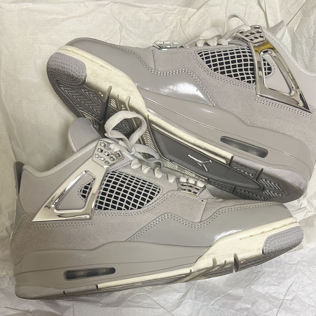 Nike Women's Air Jordan 4 Retro "Frozen Moments"