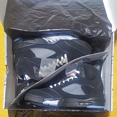 Nike Air Jordan 5 Retro OG "Black Metallic Reimagined"