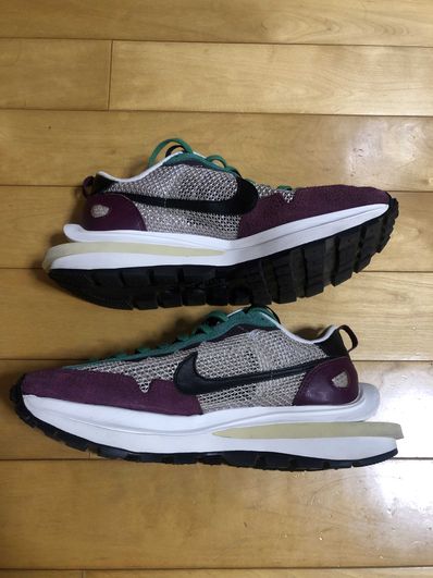 sacai × Nike Vapor Waffle "String/Red/Green"