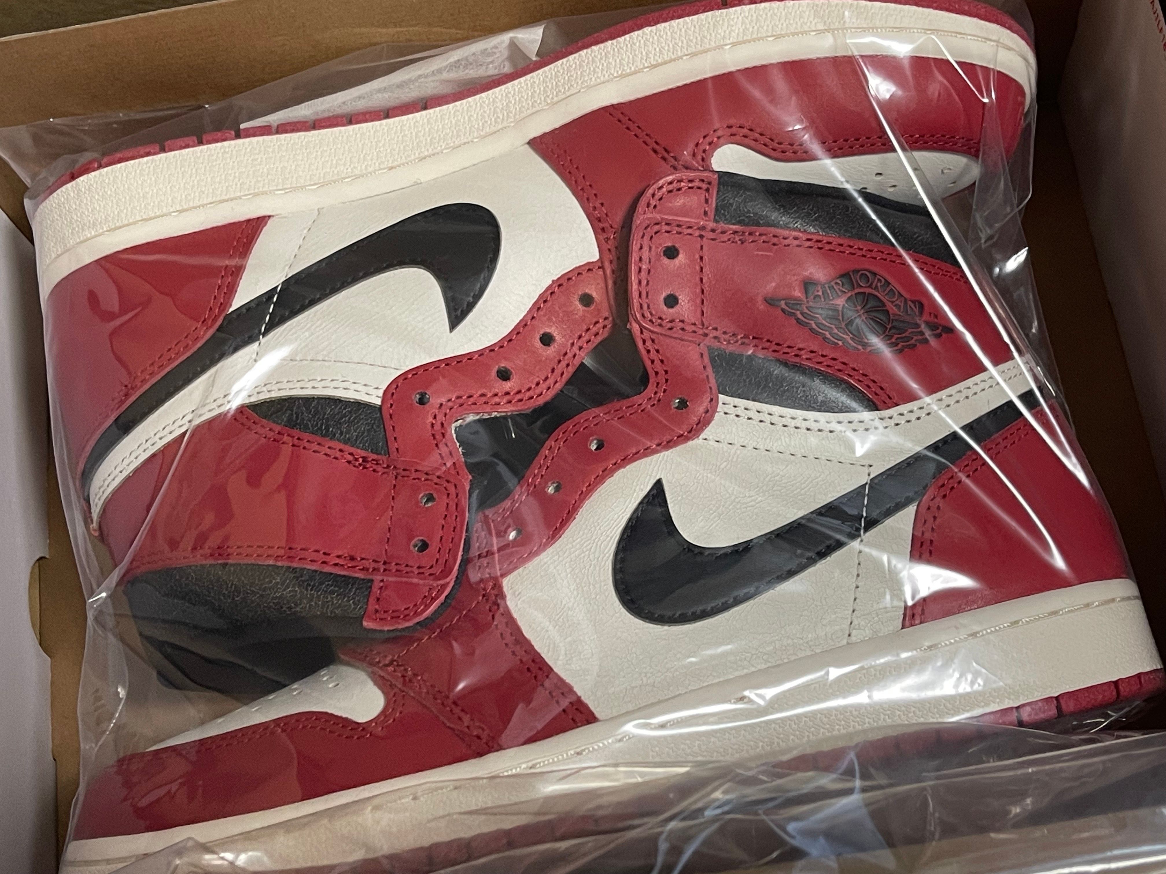 Nike Air Jordan 1 High OG "Lost & Found/Chicago"