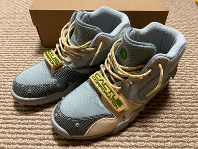 Travis Scott × Nike Air Trainer 1 SP "Grey Haze and Dusty Sage"