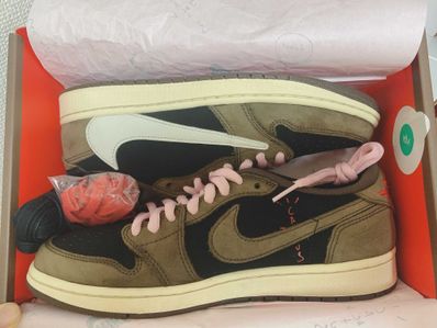 Travis Scott × Nike Air Jordan 1 Low OG SP-T "Black/Dark Mocha"