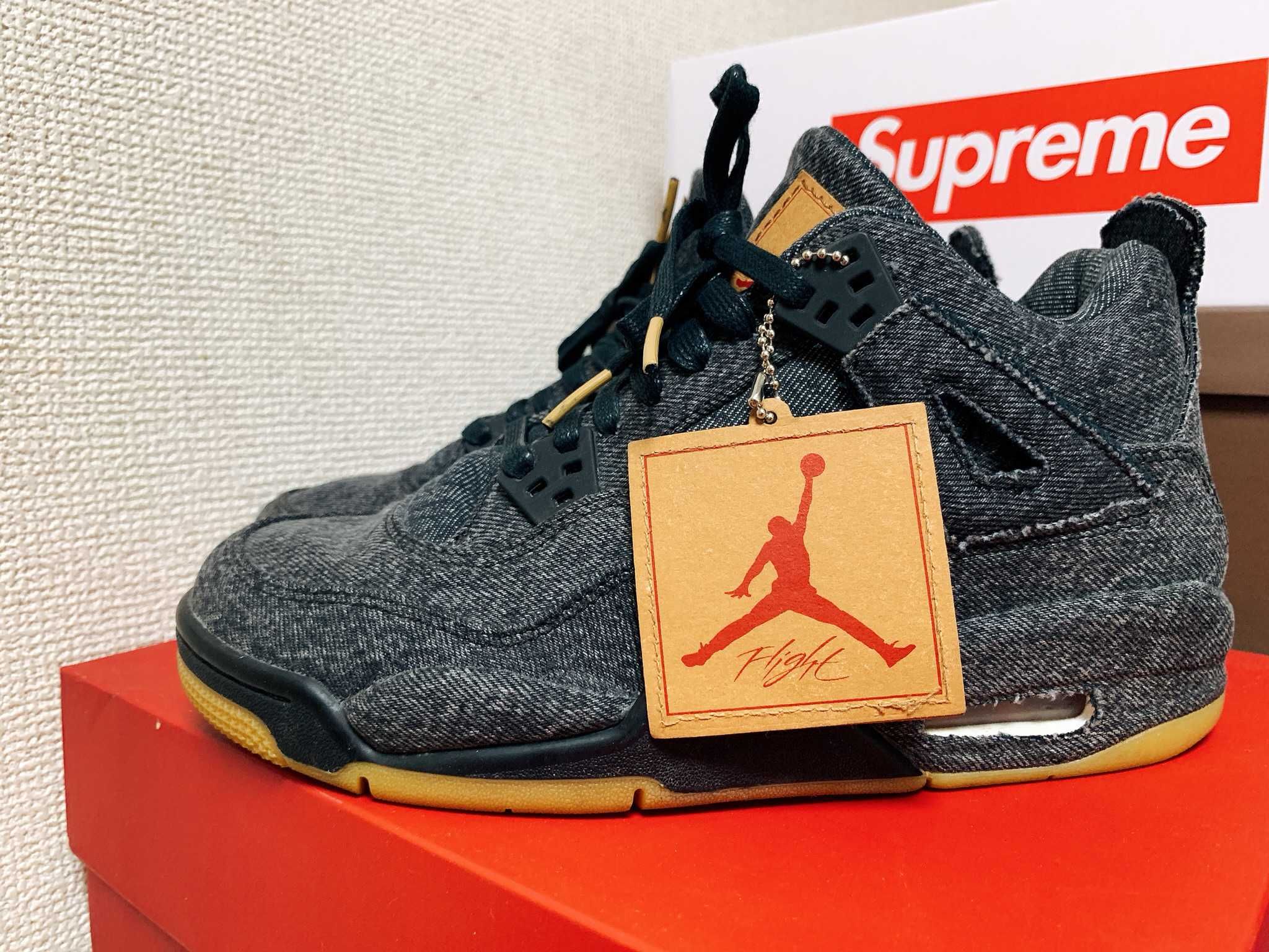 LEVI’S × NIKE GS AIR JORDAN 4 BG "BLACK DENIM"(タグ:LEVIS®)