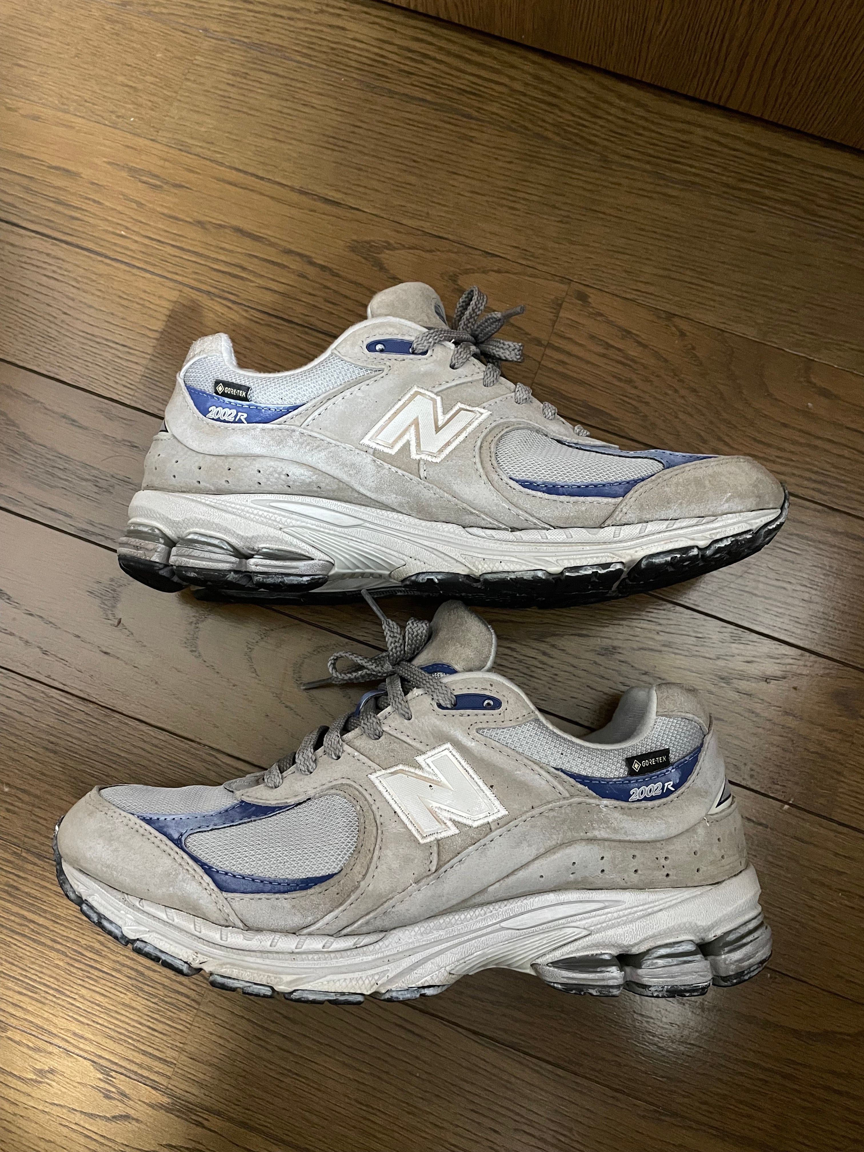 New Balance 2002R "Light Gray"