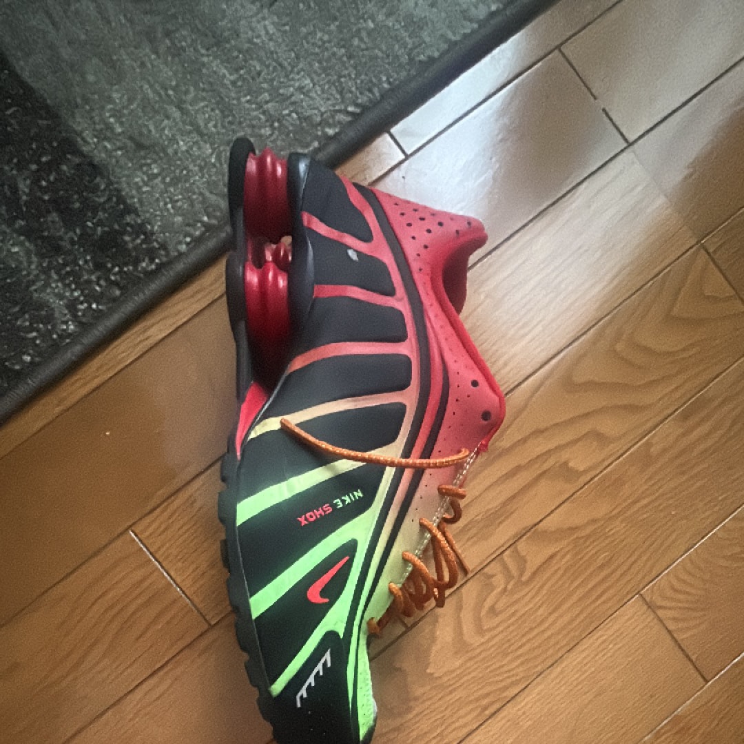 Nike Shox R4 "Neymar Black"