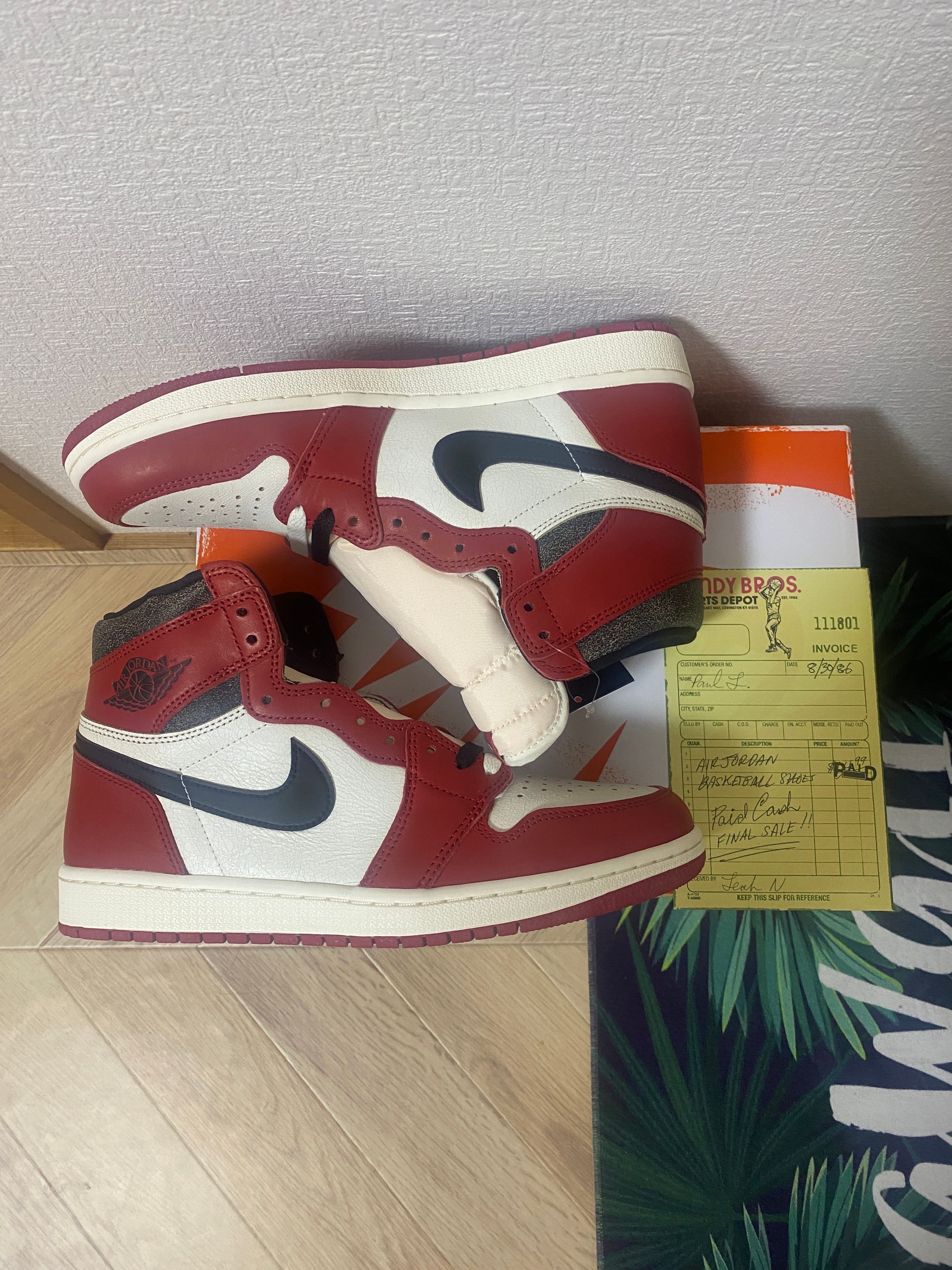 Nike Air Jordan 1 High OG "Lost & Found/Chicago"