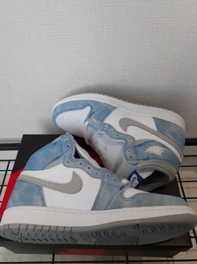Nike GS Air Jordan 1 High OG "Hyper Royal"