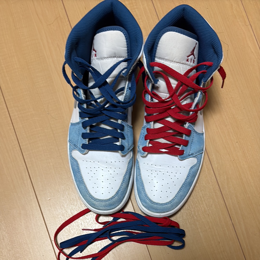 Nike Air Jordan 1 Mid SE "White/Hyper Royal/Red"