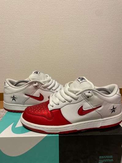 Supreme × Nike Dunk Low "Varsity Red/White"