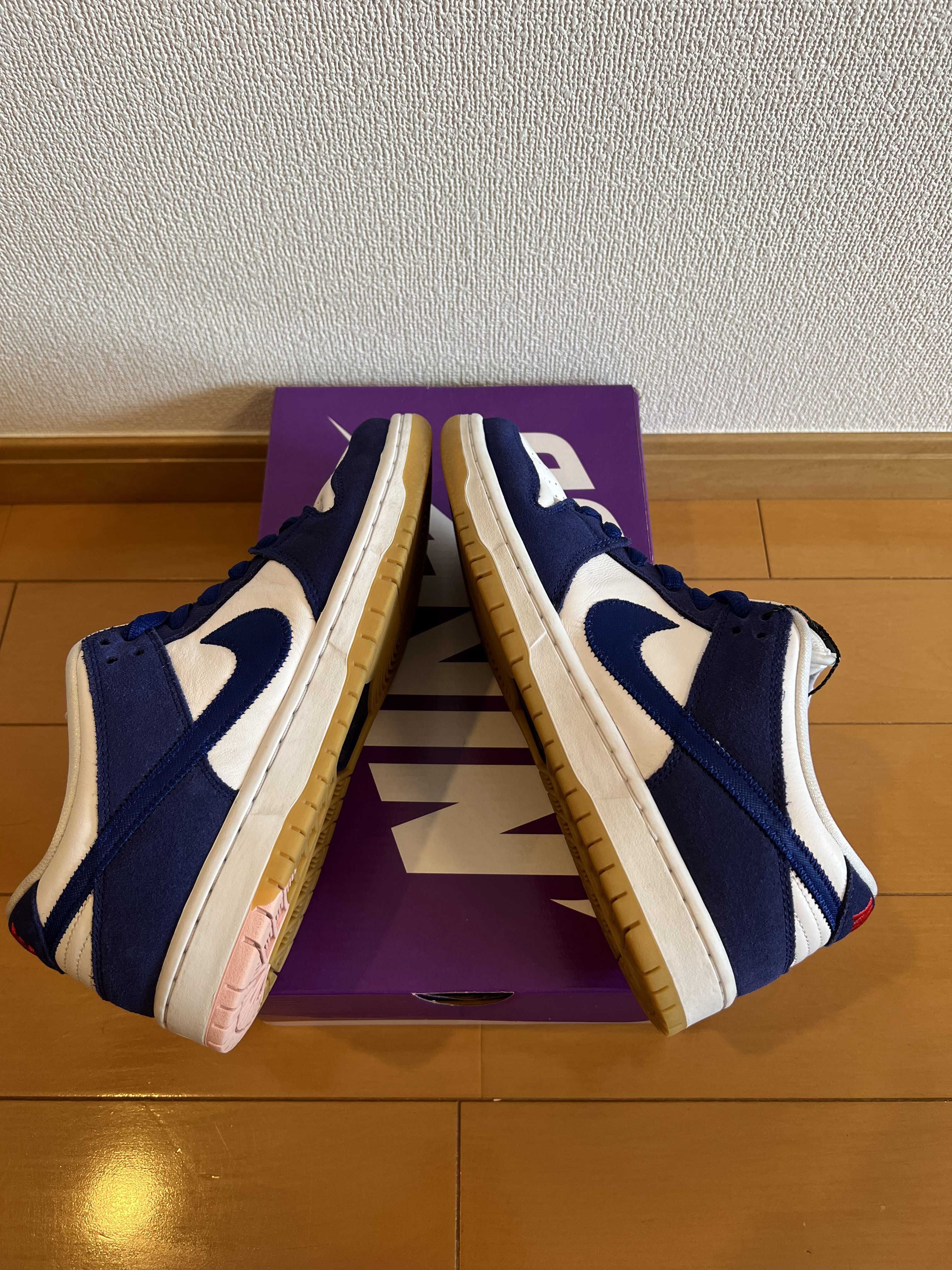 Nike SB Dunk Low "Los Angeles Dodgers/Deep Royal Blue"