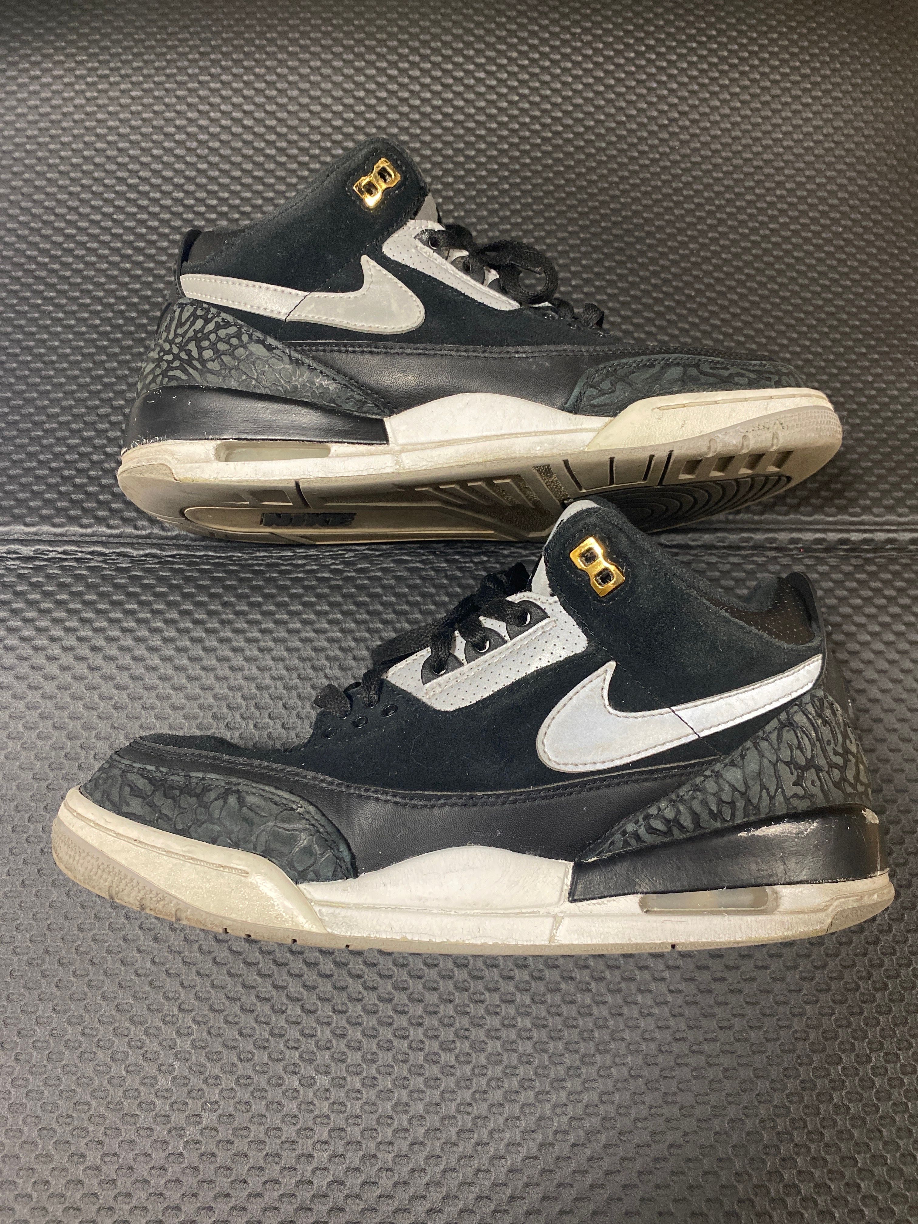 Nike Air Jordan 3 Retro Tinker "Black/Cement Grey"