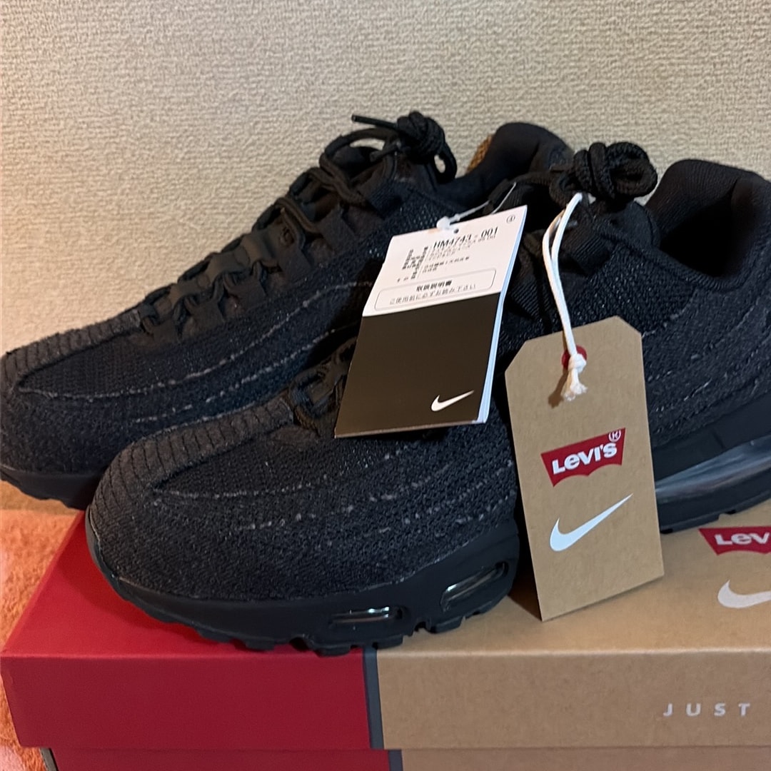 Levi's × Nike Air Max 95 OG "Denim Black"
