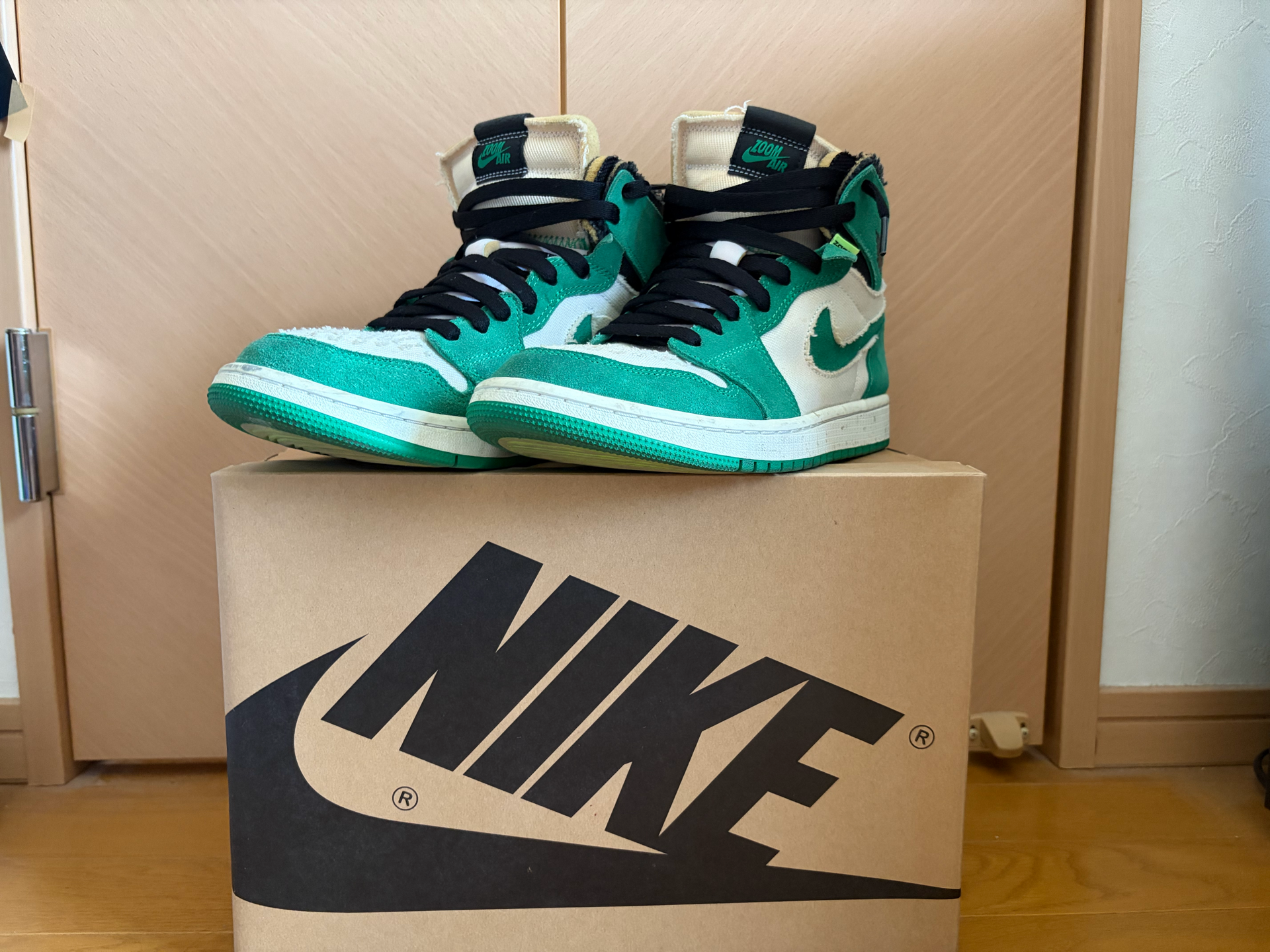 Nike Air Jordan 1 High Zoom Air CMFT "Lucky Bull"