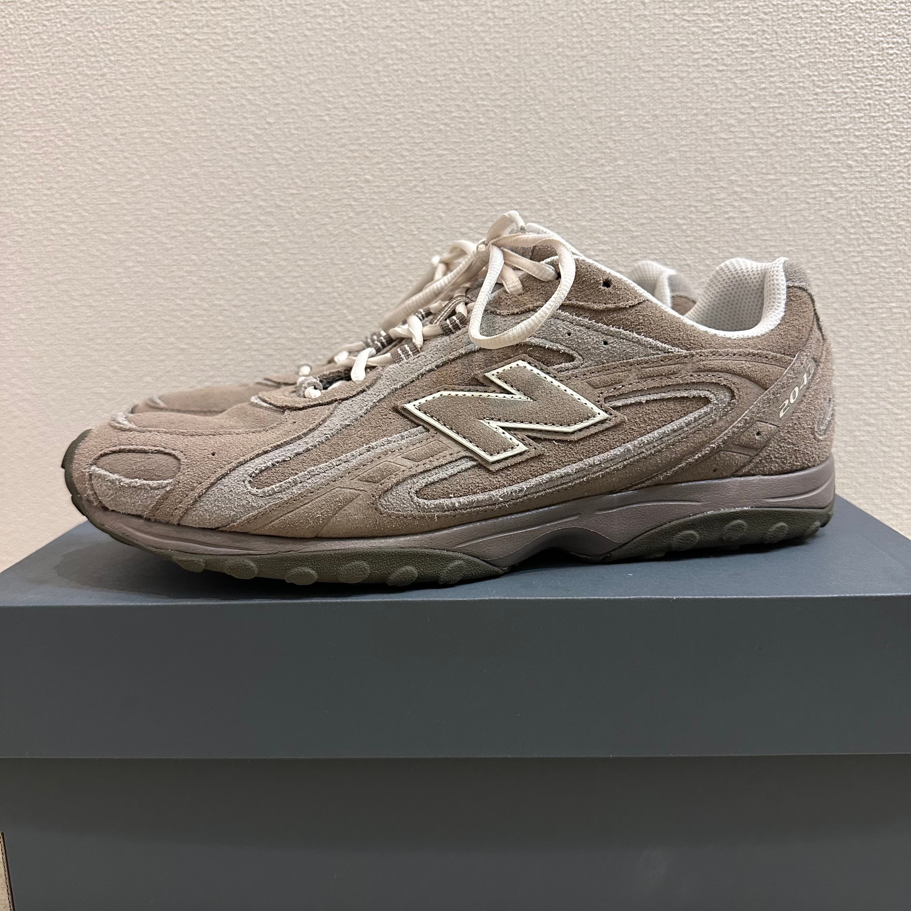 New Balance 204L "Mushroom/Arid Stone"