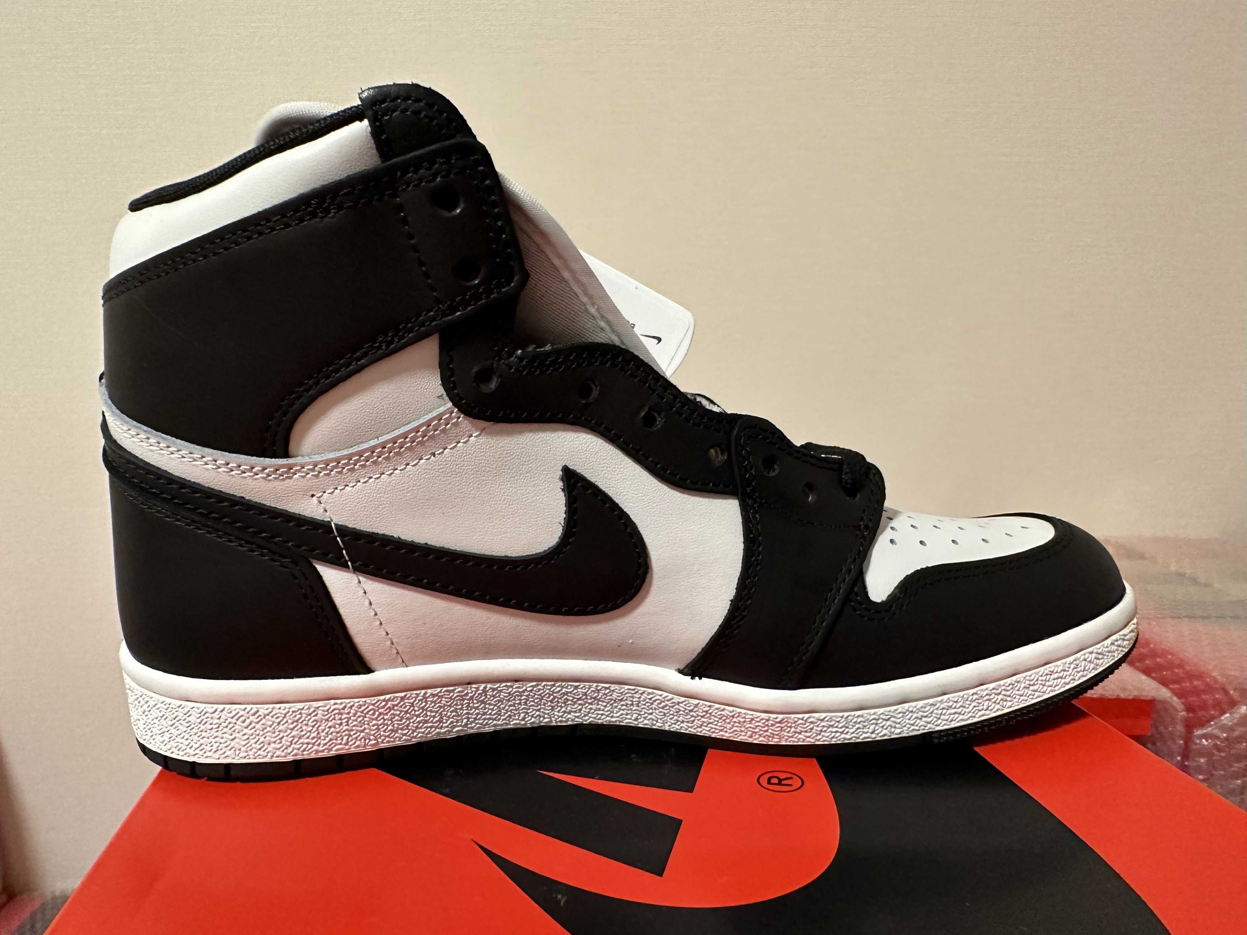 Nike Air Jordan 1 High '85 "Black/White"