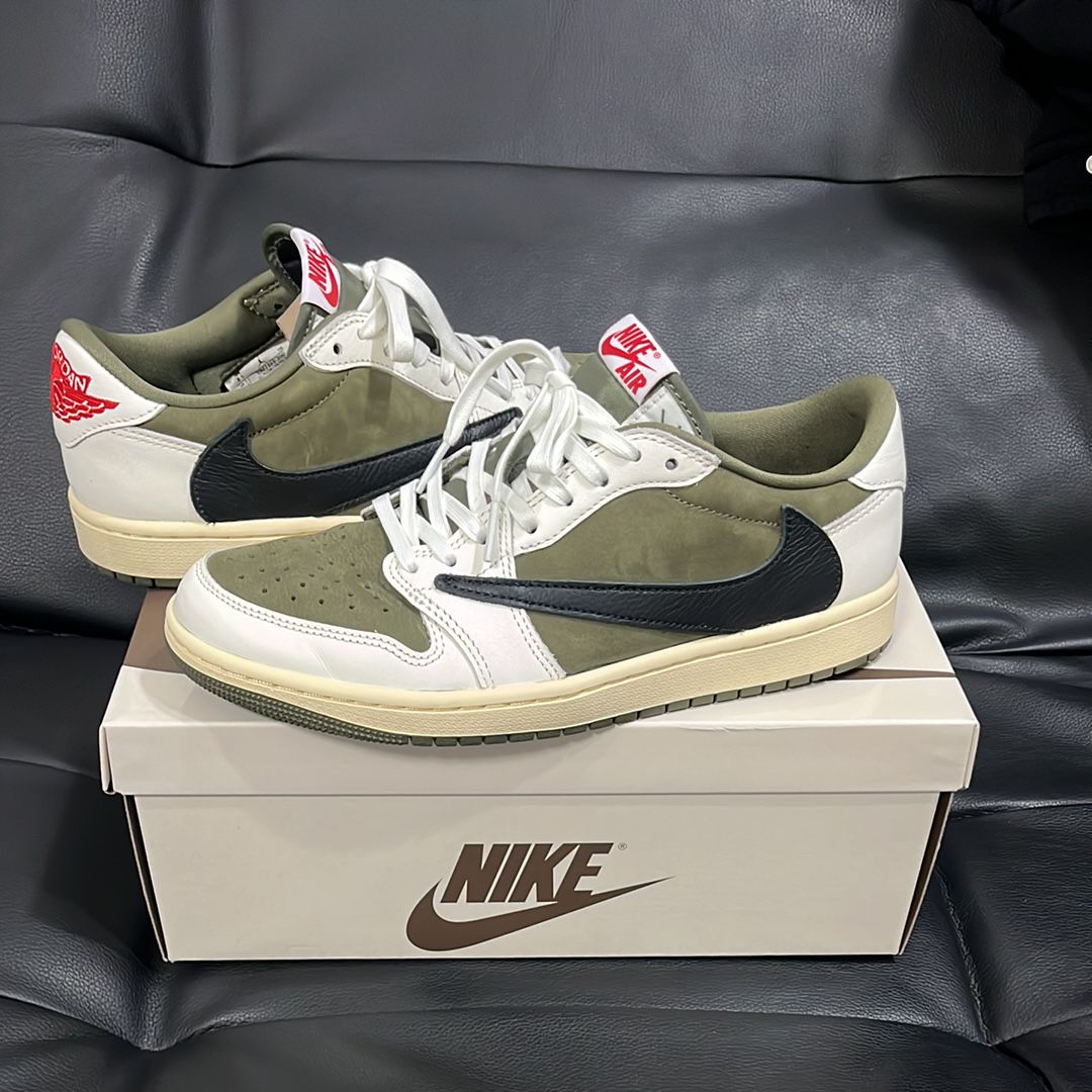 Travis Scott × Nike Air Jordan 1 Low OG SP "Reverse Olive"