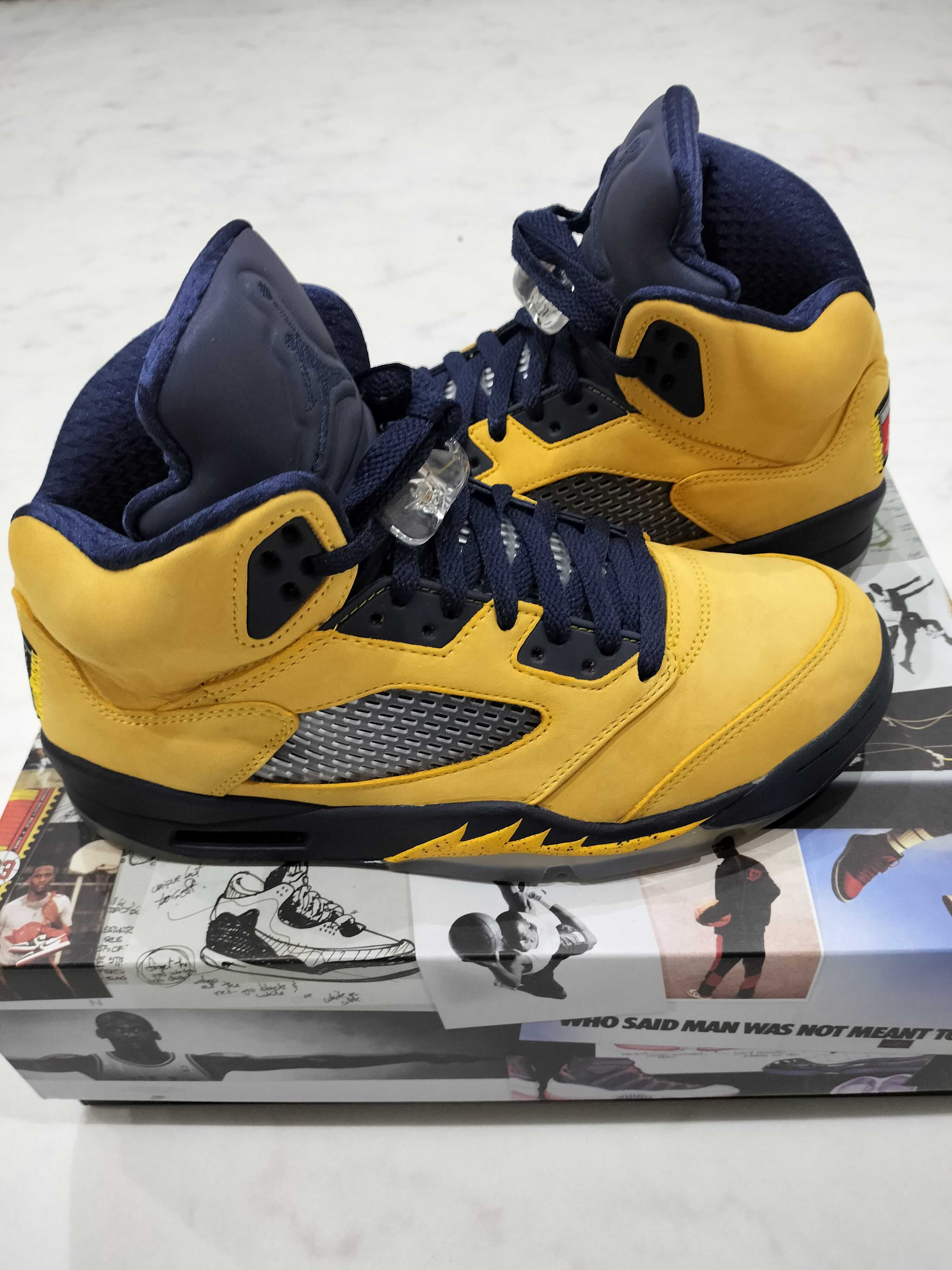NIKE AIR JORDAN 5 "MICHIGAN"