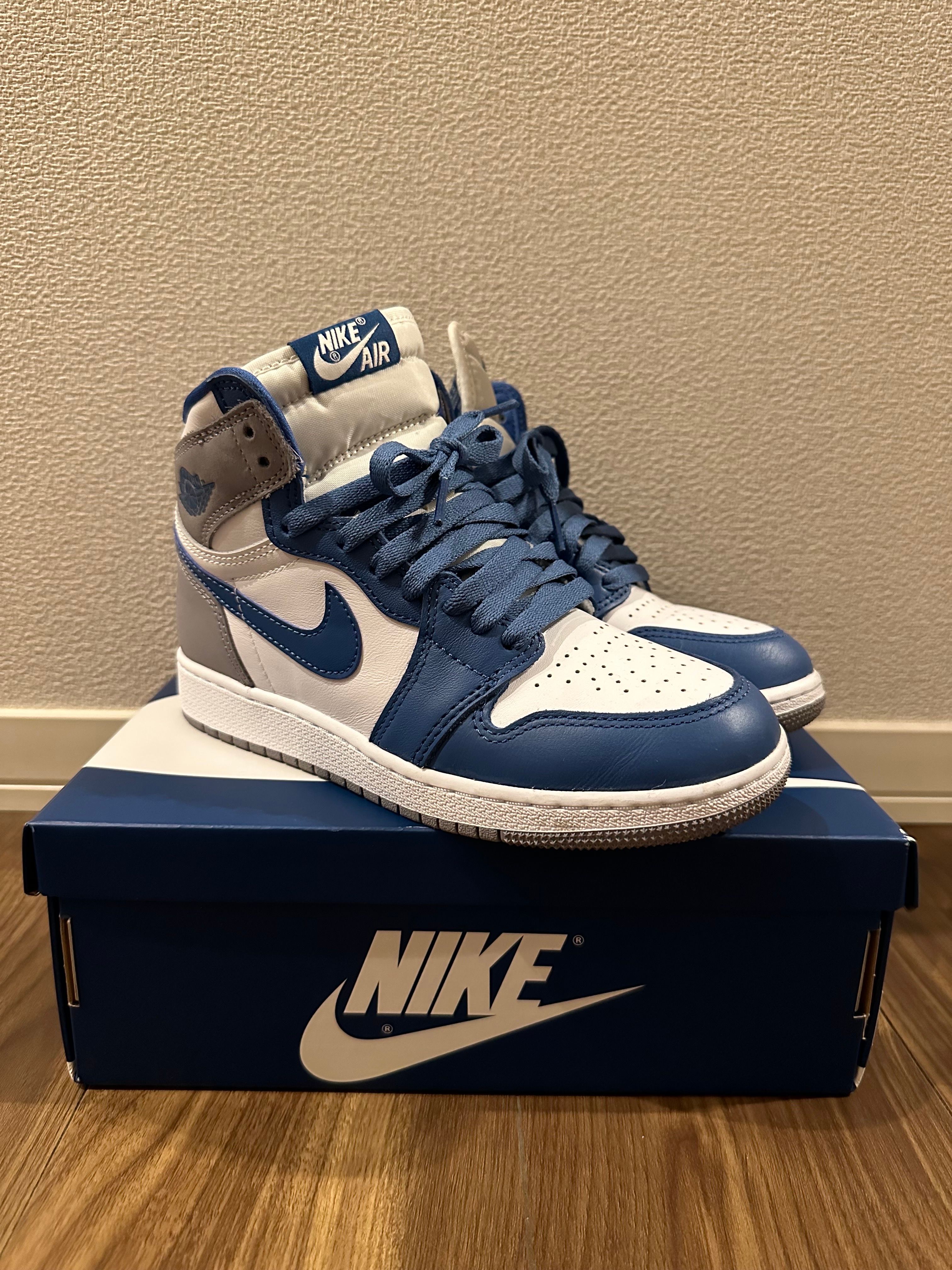 Nike Air Jordan 1 High OG "True Blue"