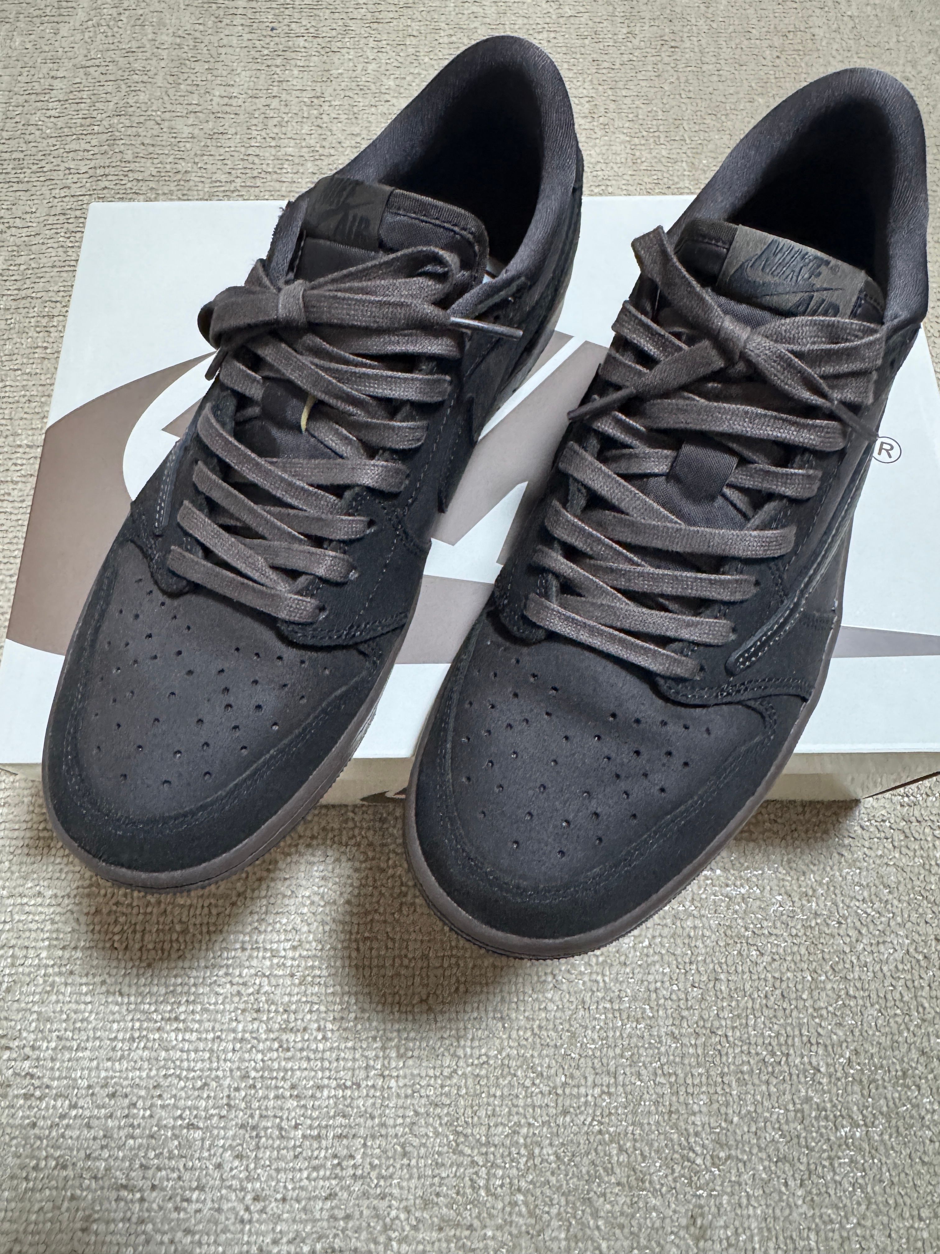 Travis Scott × Nike Air Jordan 1 Low OG SP "Velvet Brown and Dark Mocha"