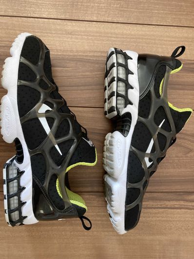 Stussy x Nike Air Zoom Kukini "Black/White/Bright Cactus"