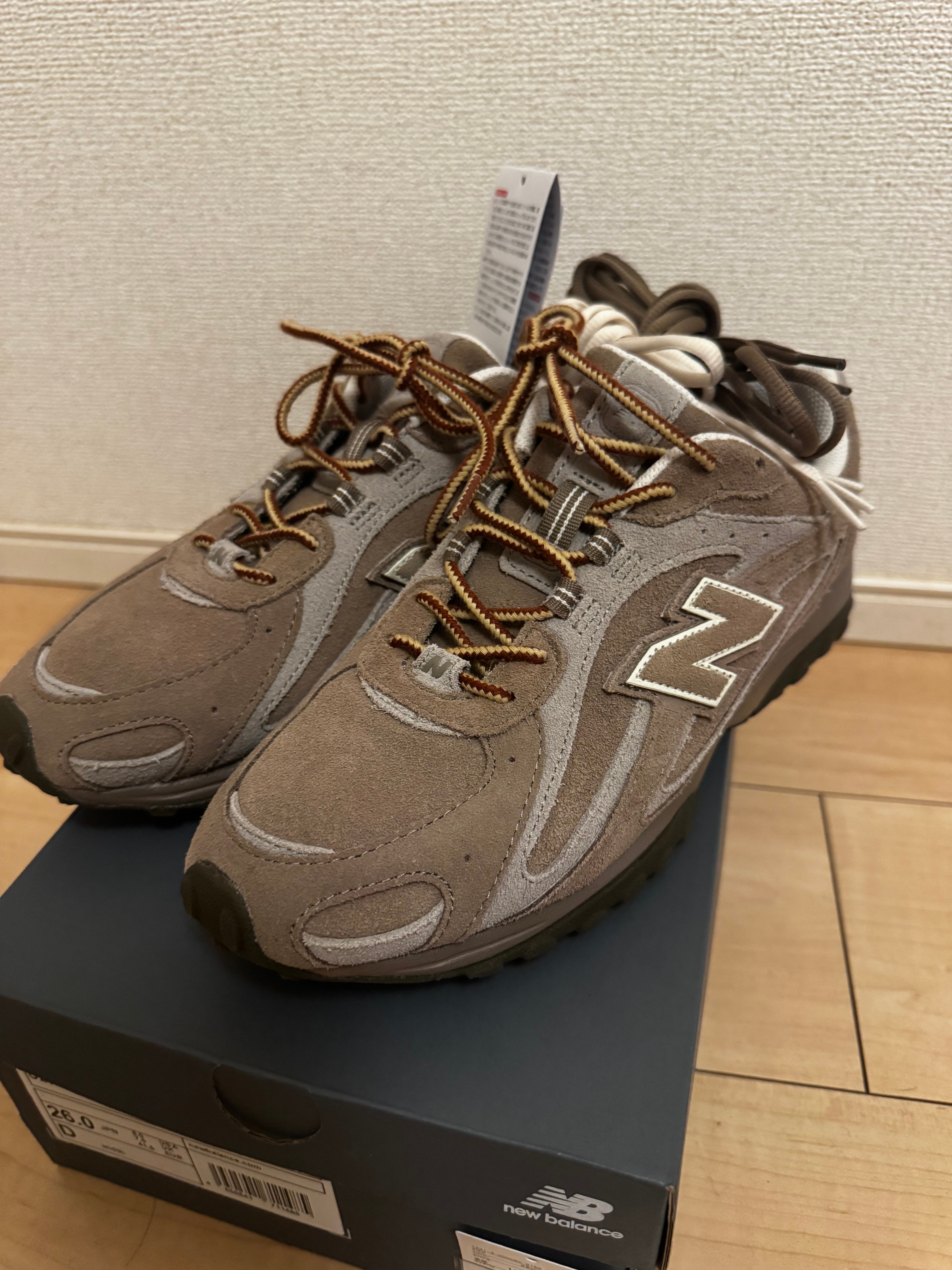 ニューバランス 204 