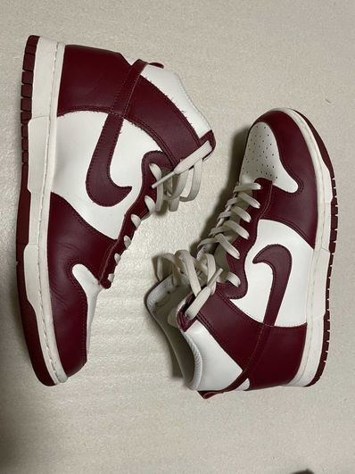 NIKE Women's DUNK HIGH "TEAM RED"