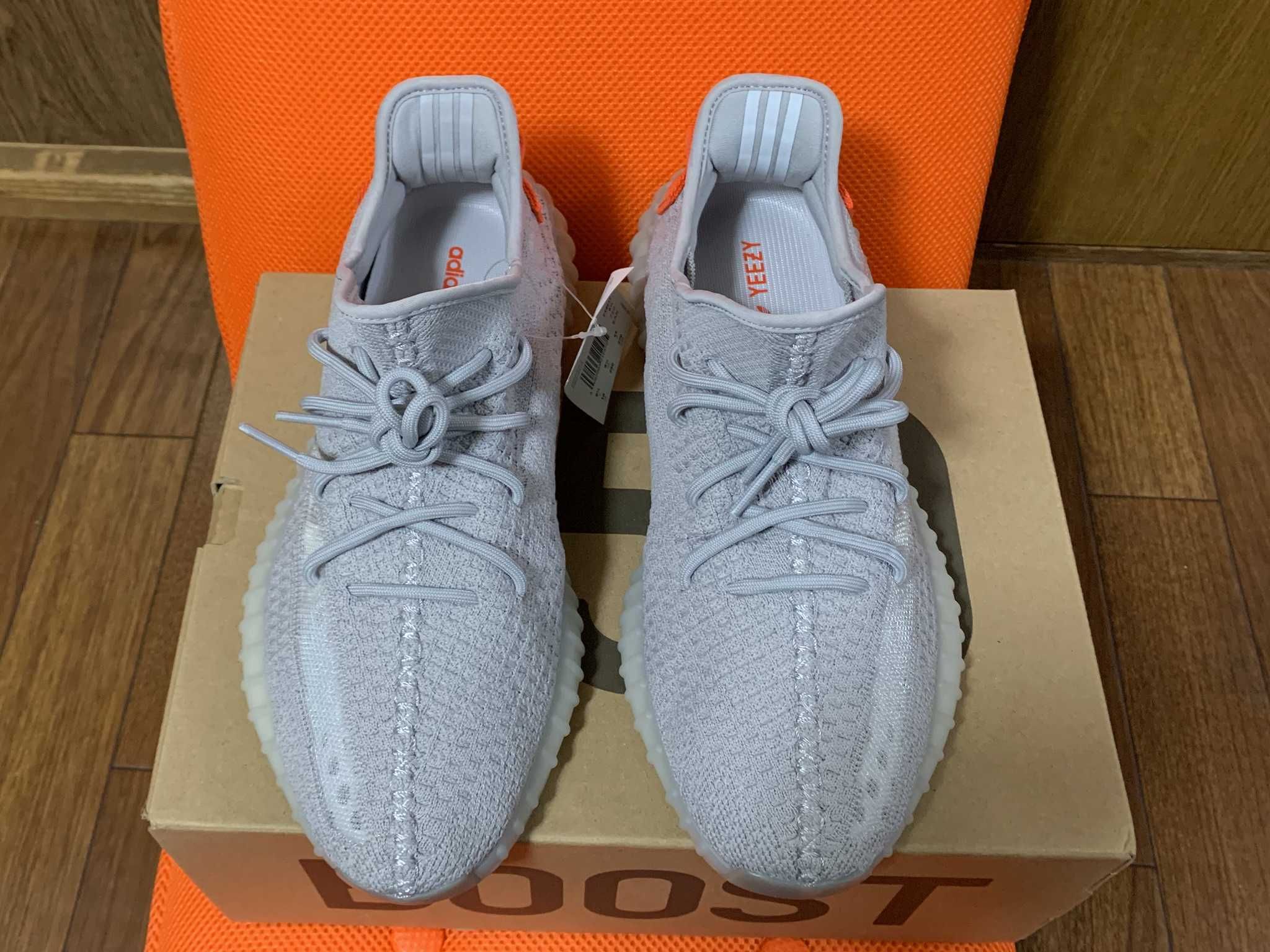 adidas YEEZY Boost 350 V2 "Tail Light"