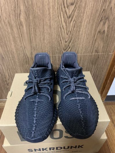 adidas YEEZY Boost 350 V2 "Black"