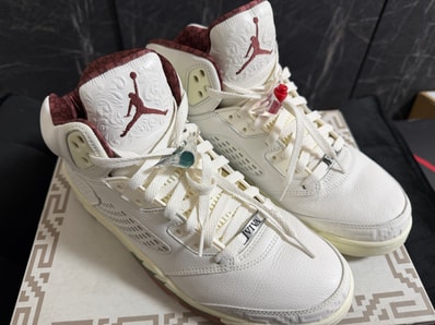 Nike Air Jordan 5 Retro El Grito "Sail and Dark Pony"